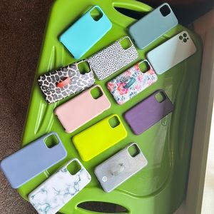 Bundle of 12 iPhone 11 Pro phone cases. 3 loopy cases included.